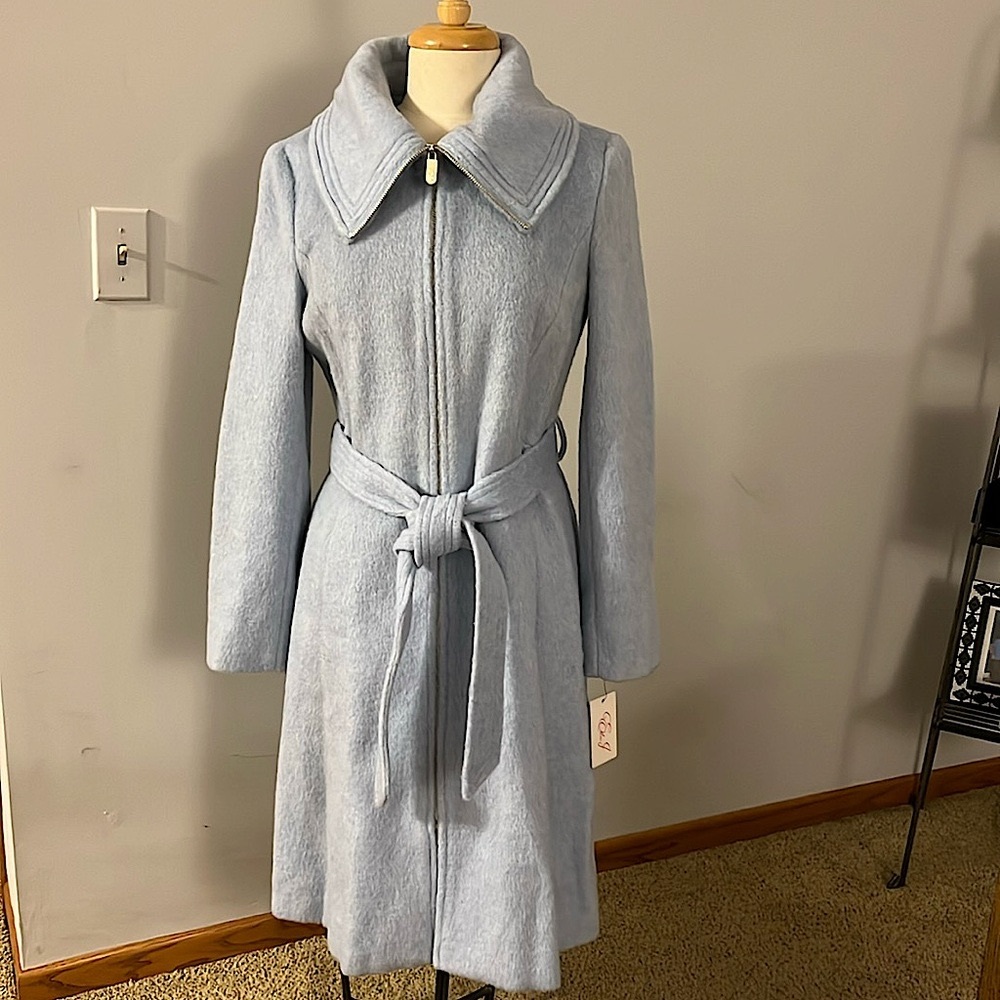 Eliza J Stylish Classic Coat in Baby Blue. Size 10